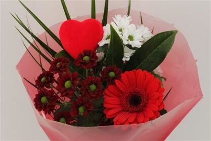 Boeket 5-7 Tak Rood Valentijn